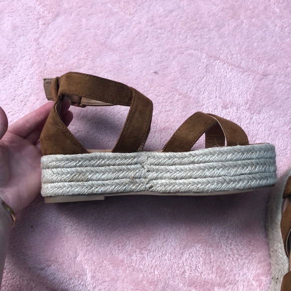 Platform Espadrilles! In box! - Picture 5 of 5